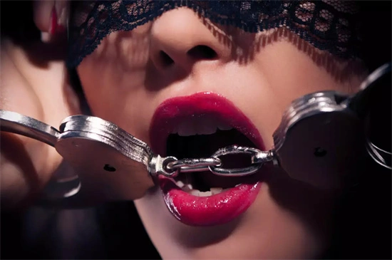 西檬之家-字母圈的DOM是什么意思？新人如何理解BDSM中的支配角色